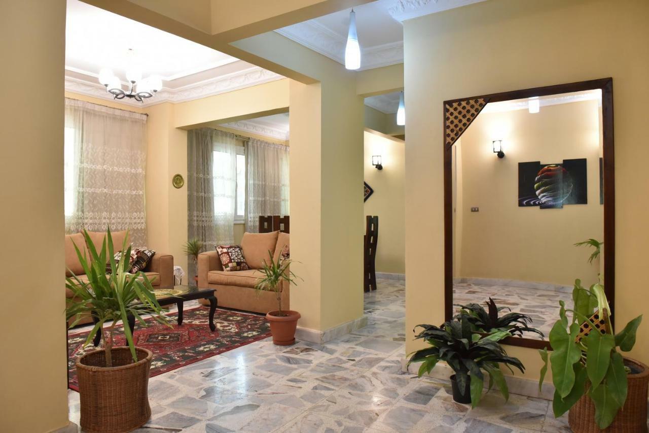 Apartamento Two-bedroom At Mohamed Farid Street El Cairo
